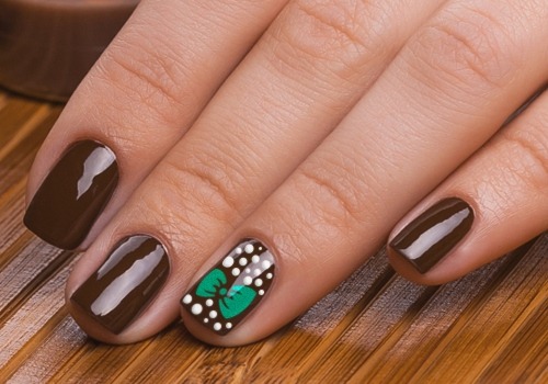 brown-nails-green-bow-nail-art-design.jpg