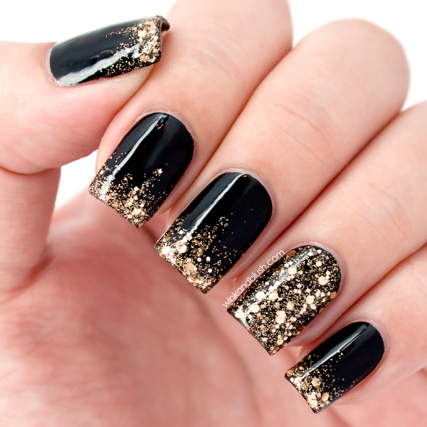 Amazing Black And Gold Nail Designs