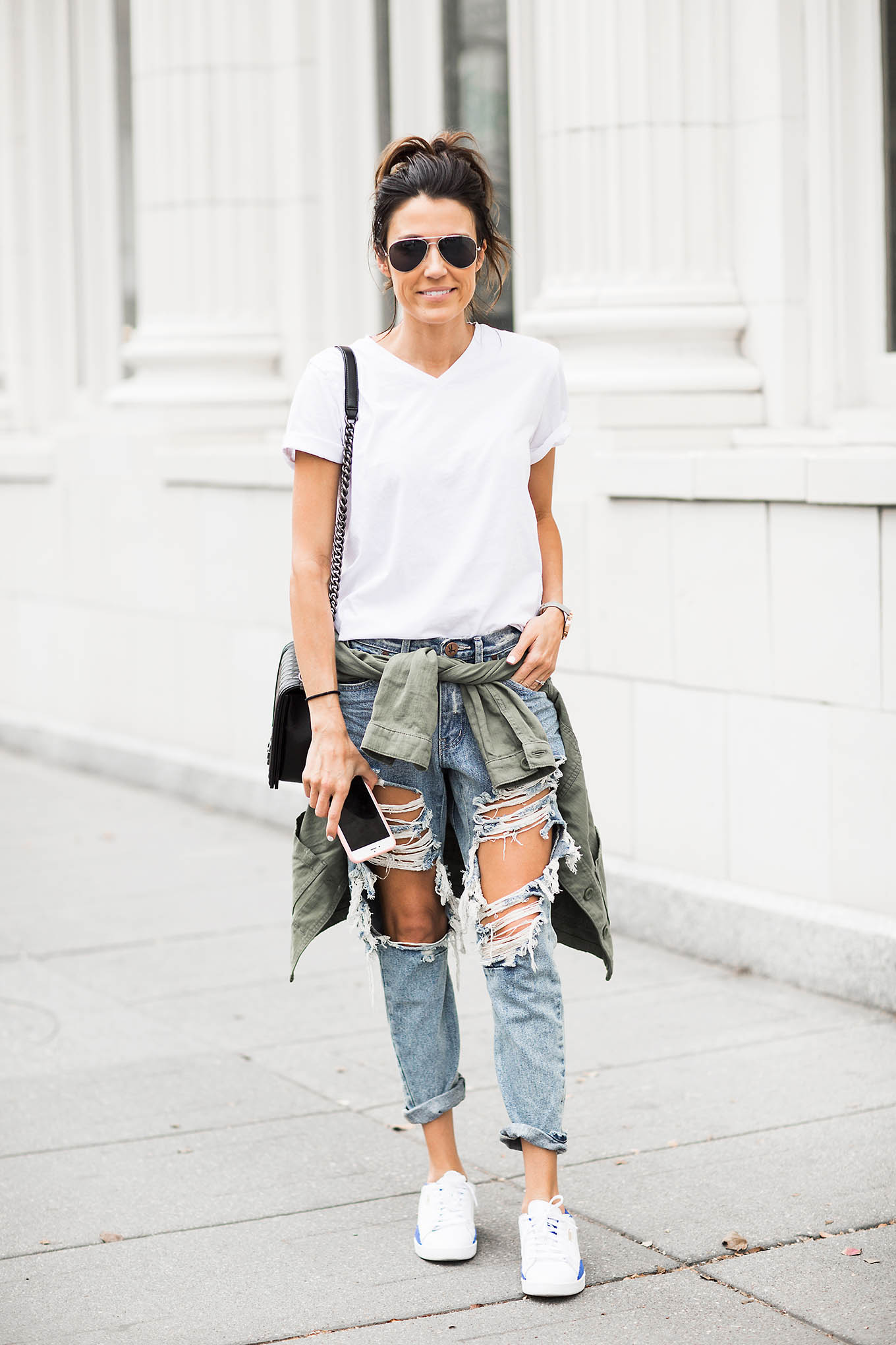 18 Fabulous Ways To Style The Classic White T Shirt 