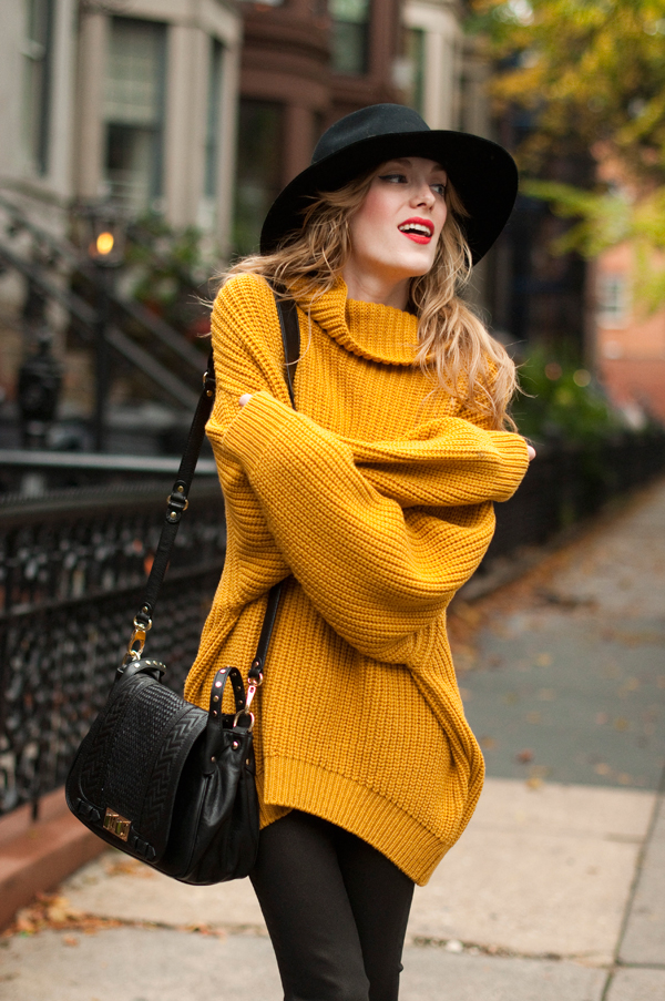 Outfits With Mustard Sweaters That Will Make You Want One - fashionsy.com