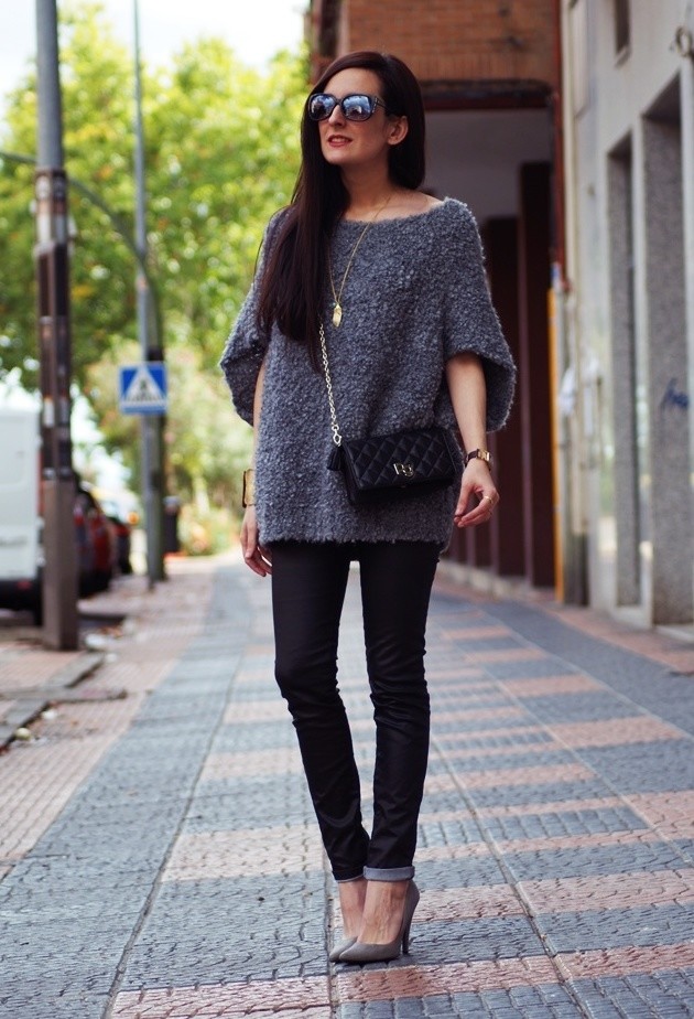 15 Outfit Ideas with Sweaters