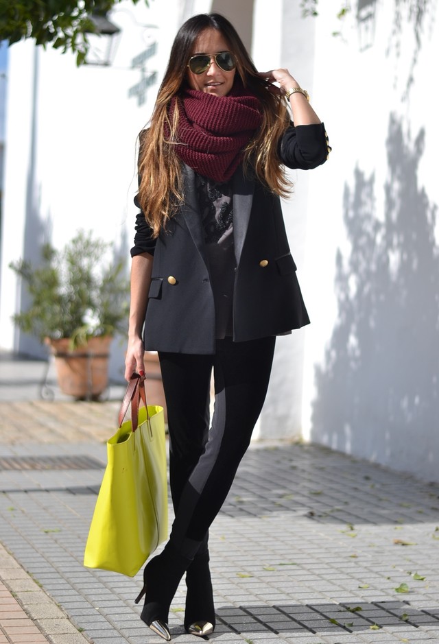 15 Street Style Outfit Ideas with Scarf - fashionsy.com