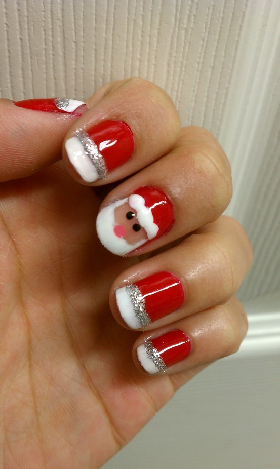 Cute Santa Claus Nail Designs