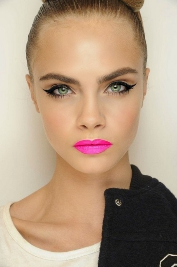 Beauty Trend   Hot Pink Lips