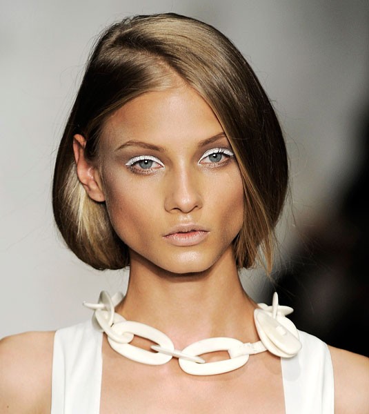 Summer Makeup Trend   White Eyeliner