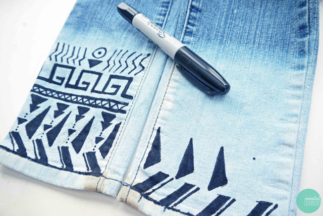10 DIY Ways to Revamp Your Old Jeans