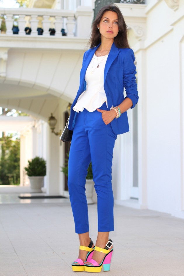 How to Wear Royal Blue in Summer - fashionsy.com