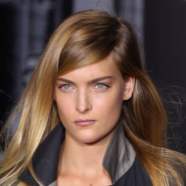 Make A Change   Wear A Deep Side Part Hairstyle