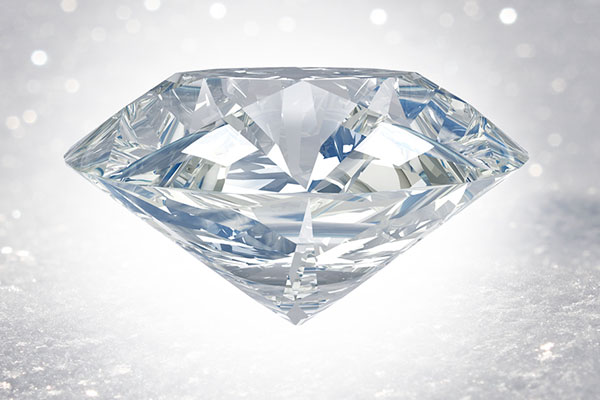 Is Your Diamond the Real Deal? - fashionsy.com