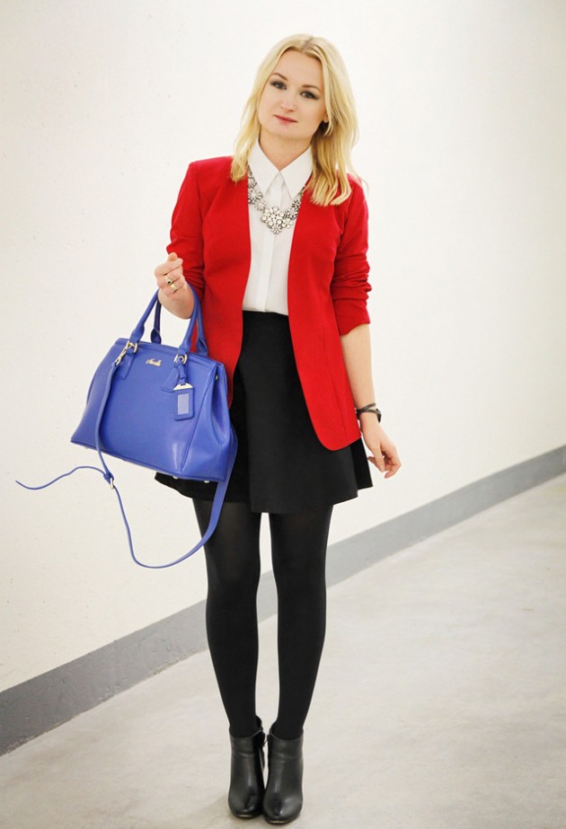 Trend Alert: Red Blazer for Fall Days - fashionsy.com