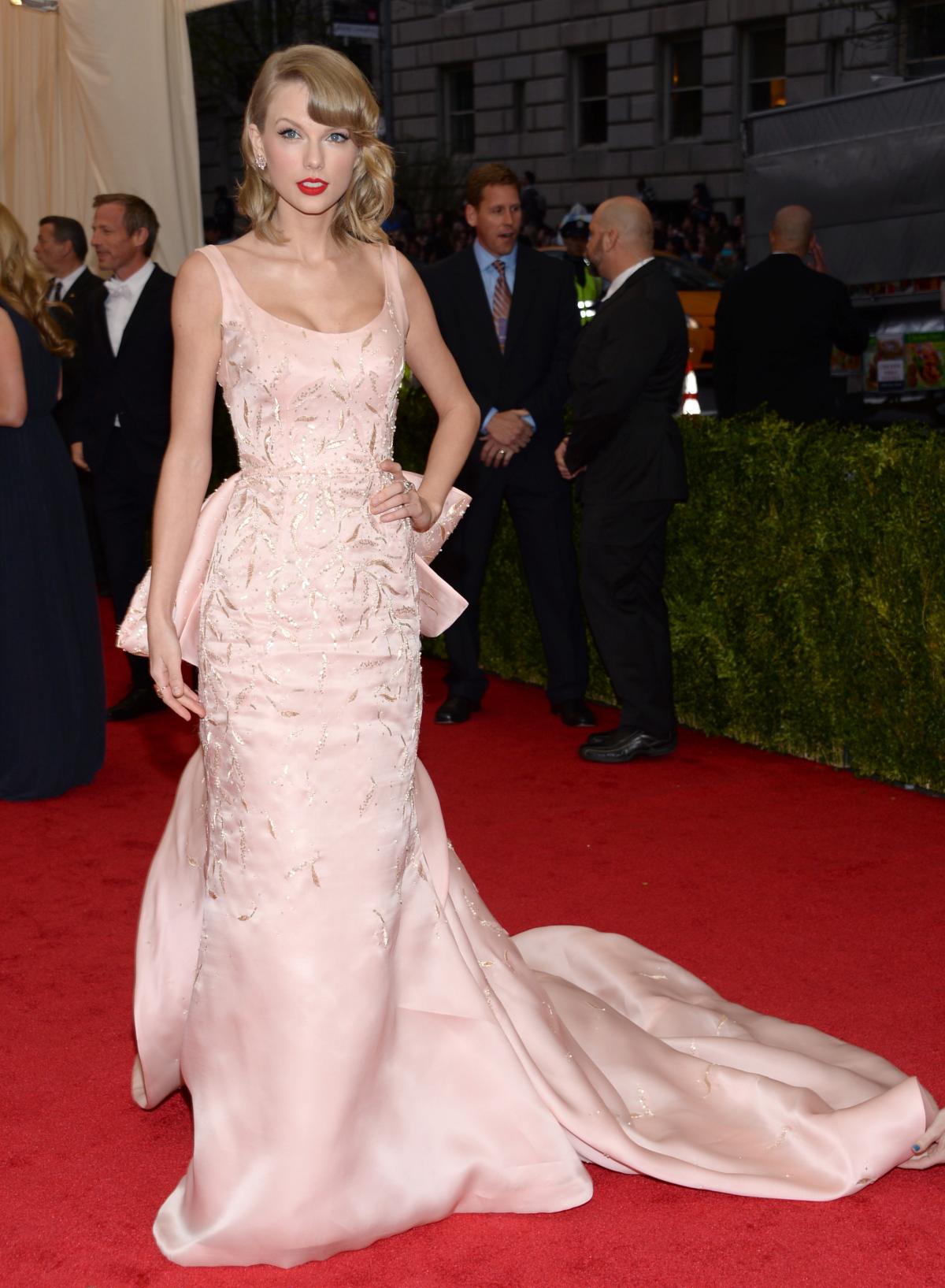Taylor Swift is Best Dressed Star of 2014