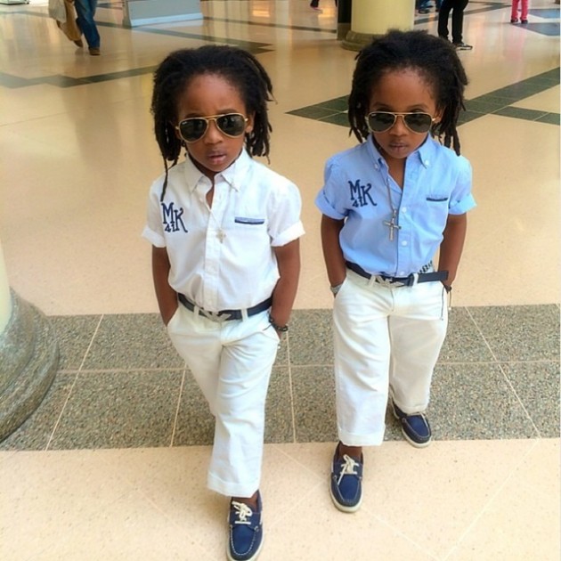 Adorable Identical Twins With A Big Sense of Fashion - fashionsy.com