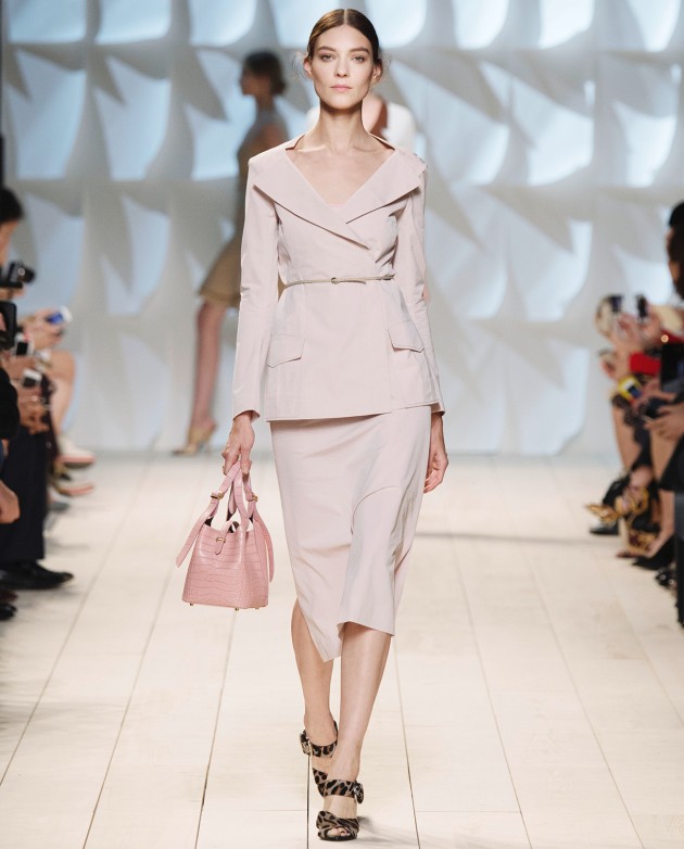 Nina Ricci Spring-Summer 2015 Ready-To-Wear - fashionsy.com
