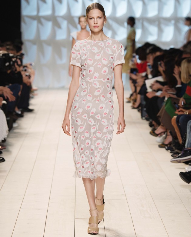 Nina Ricci Spring-Summer 2015 Ready-To-Wear - fashionsy.com