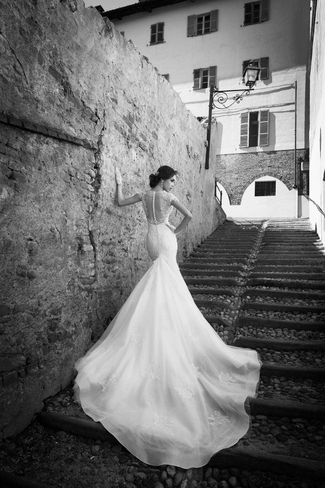 Glamorous Wedding Dresses By Alessandra Rinaudo - fashionsy.com