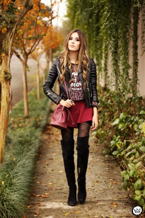 Fall Outfit Ideas With Over The Knee Boots - fashionsy.com