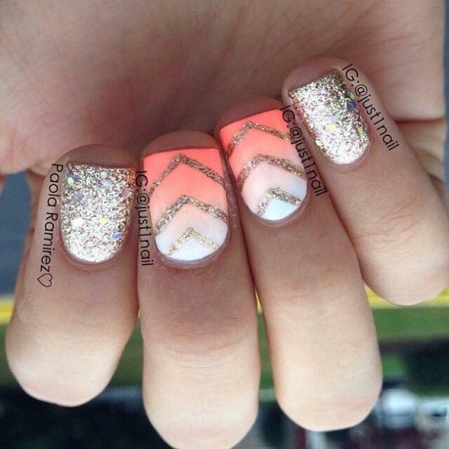15 Sparkling Nail Ideas That You Have To Try
