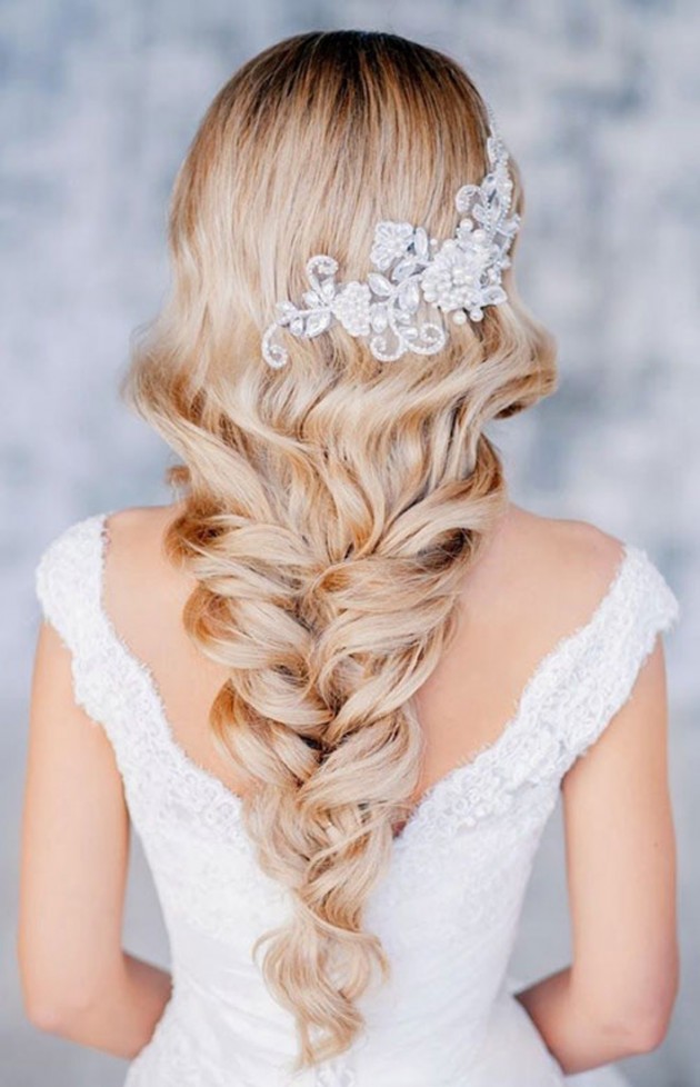 15 Pretty Braided Wedding Hairstyles