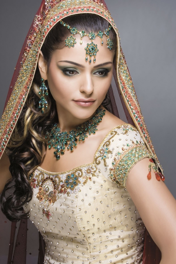 Makeup In The Style Of Bollywood