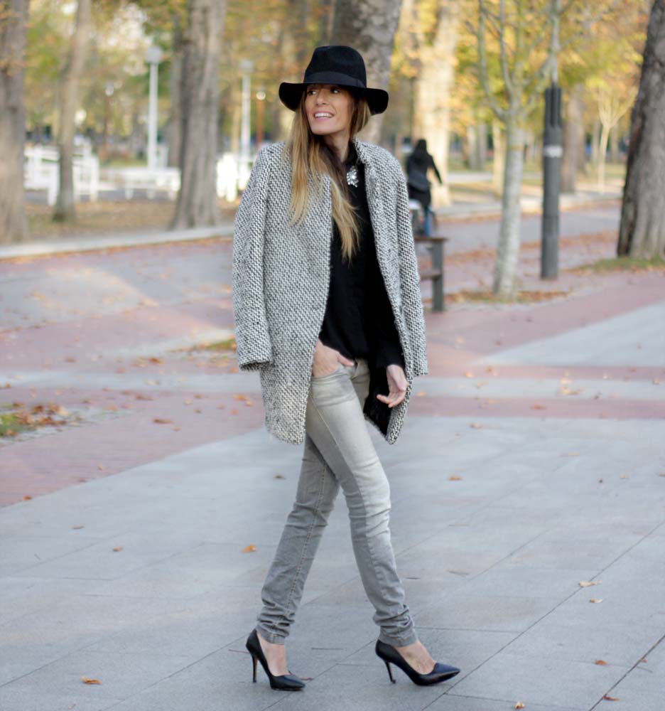 Trendy Winter Outfits In The Shades Of Grey - fashionsy.com