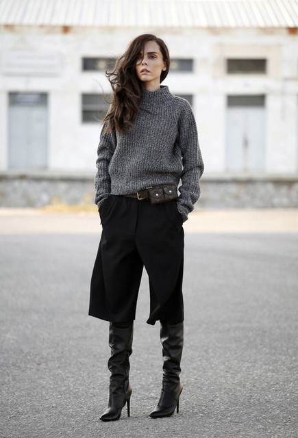 Trendy Winter Outfits In The Shades Of Grey