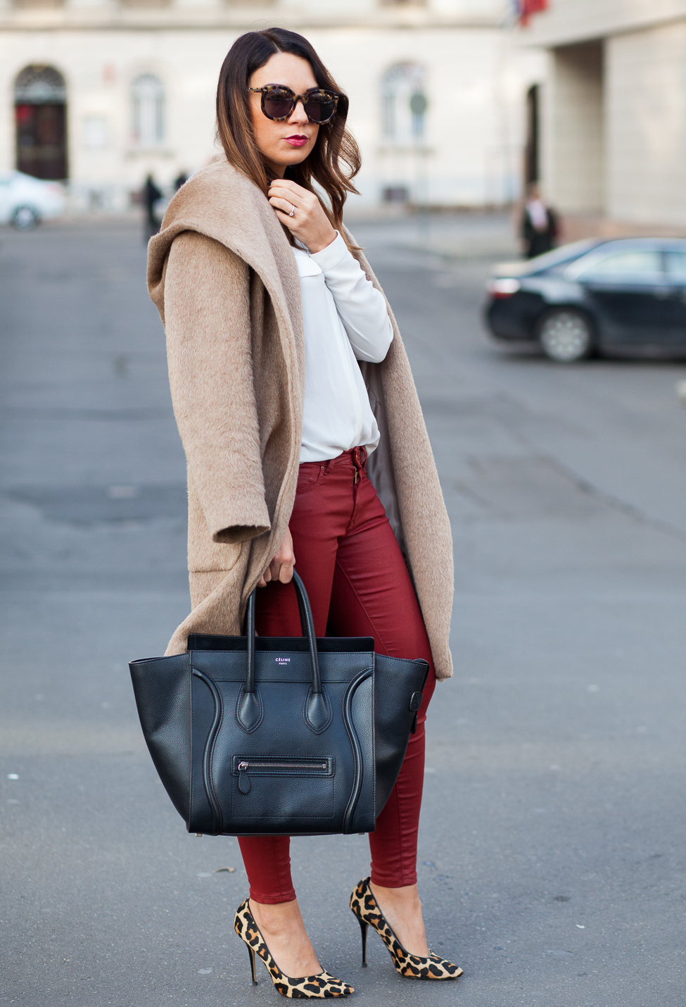 15 Ways To Rock The Beige Coat This Winter - fashionsy.com