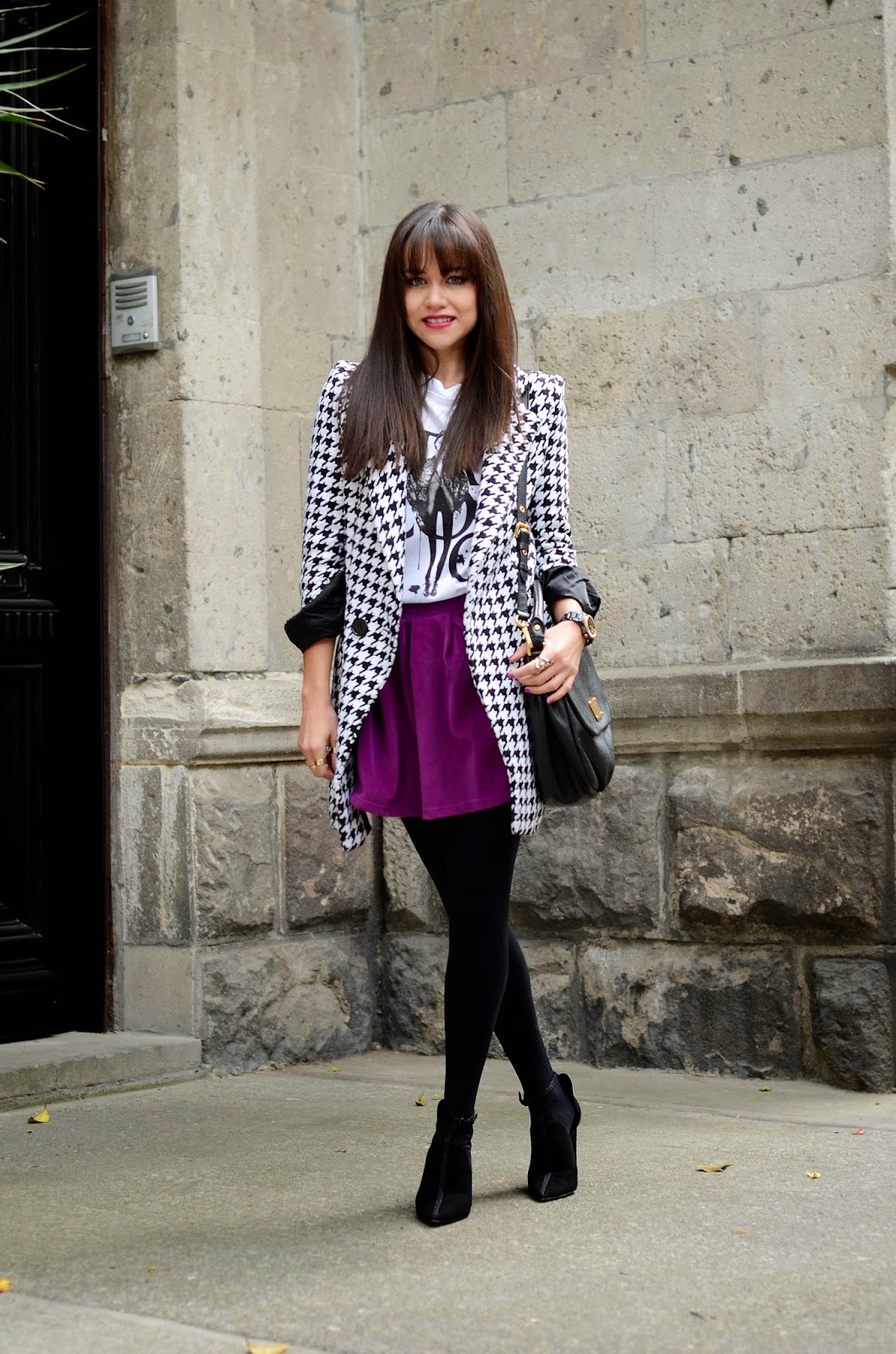 How to Wear The Houndstooth Print