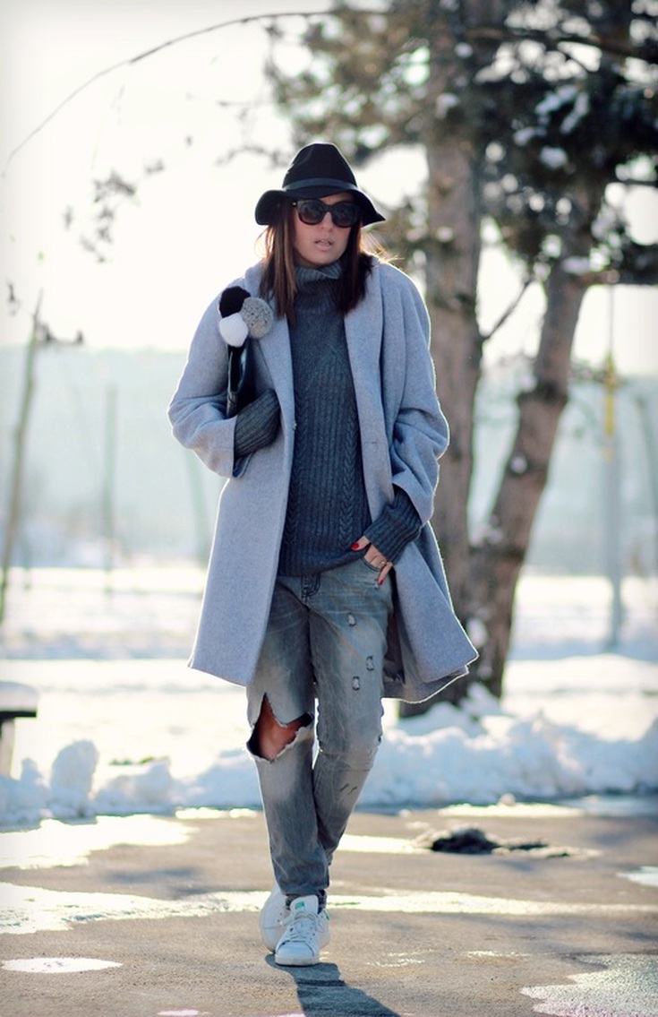 16 Awesome Winter Outfits That Start With Sneakers