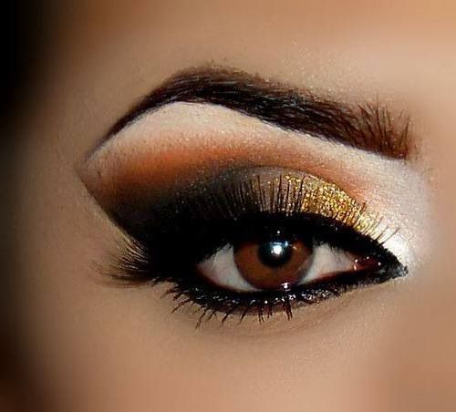 15 Bold and Dramatic Eye Makeup Ideas - fashionsy.com