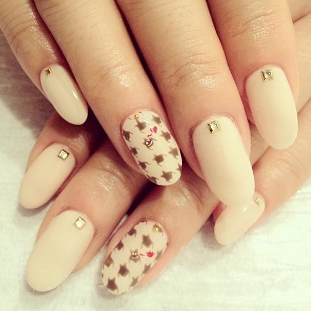 15 Nude Nail Designs That Go Well With Everything
