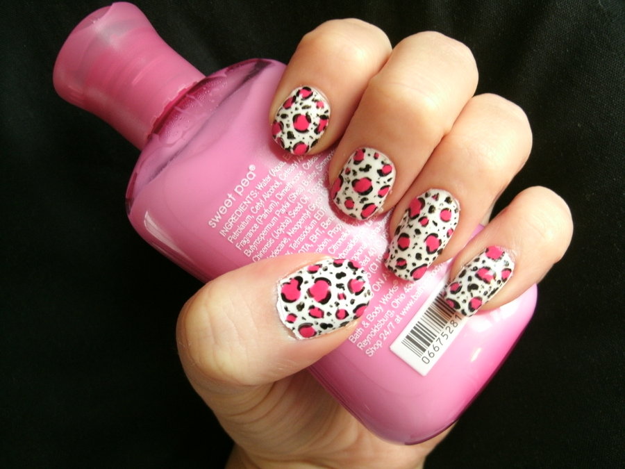 18 Fabulous Animal Print Nail Art Designs - fashionsy.com