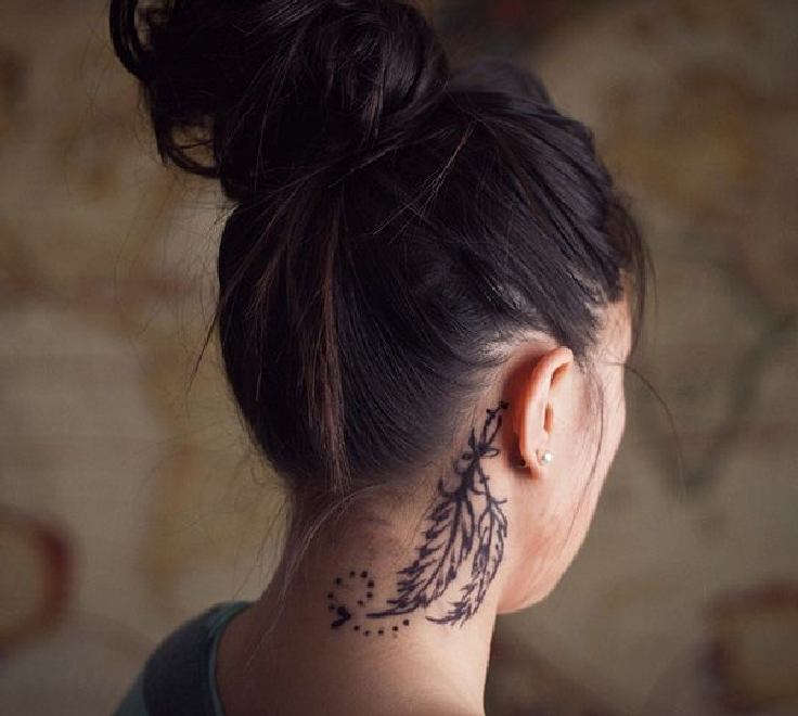 16 Beautiful Feather Tattoos