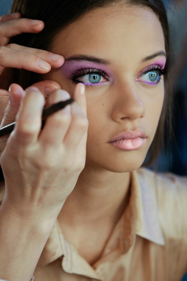 Purple Makeup Looks To Copy This Spring
