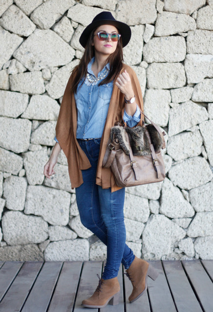 Warm And Fashionable Winter Combinations With Denim Shirts