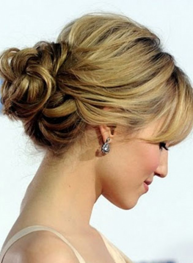 Irresistible Up Do Hairstyles For Fancy And Glamorous Events