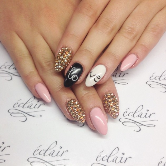 19 Spring Nail Art Ideas to Spruce Up Your Palms