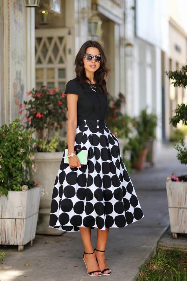 How to Wear Black and White This Spring
