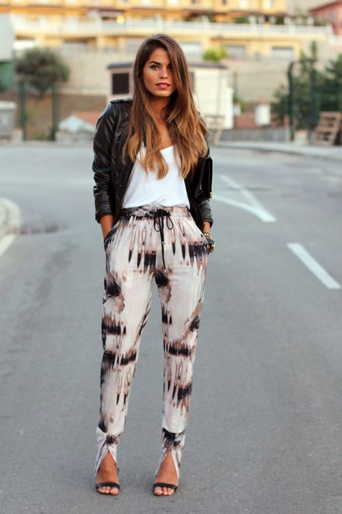 15 Modern And Different Ways To Wear Printed Pants