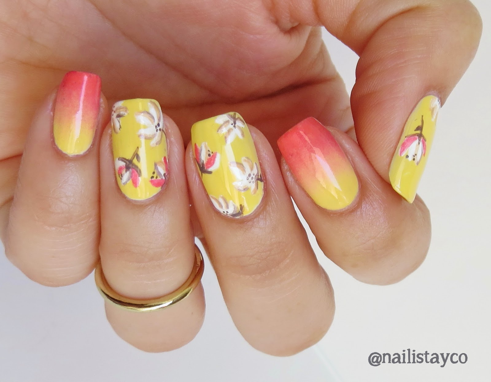 Amazon.com: Square Press on Nails Medium Fake Nails Yellow False Nails with  Flowers and Bee Designs Glossy Acrylic Nails Pink and Yellow Full Cover  Glue on Nails Summer Stick on Nails for