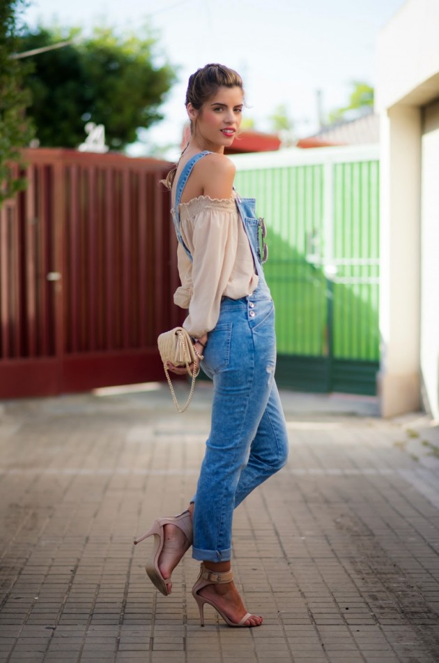 How to Wear Off The Shoulder Trend