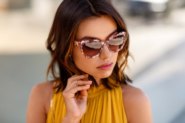 How To Choose The Most Flattering Sunglasses For Your Face Shape