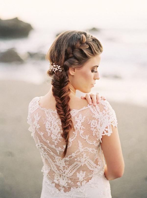 Spectacular Summer Bridal Hairstyles