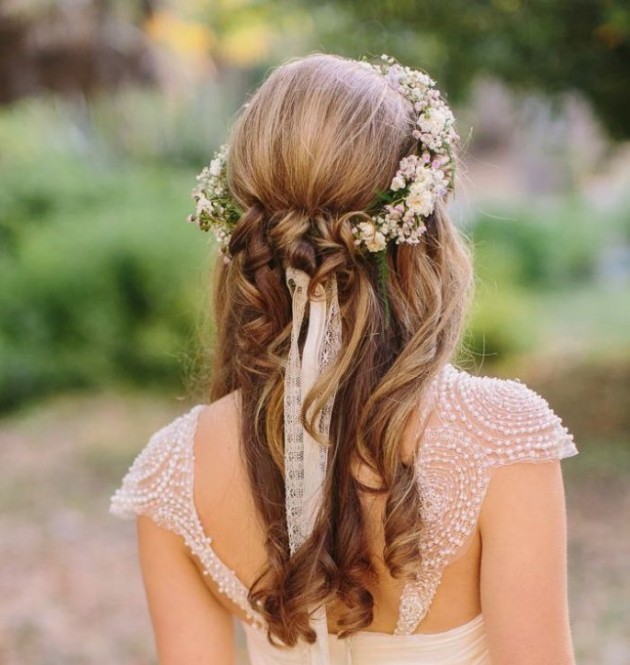 Spectacular Summer Bridal Hairstyles