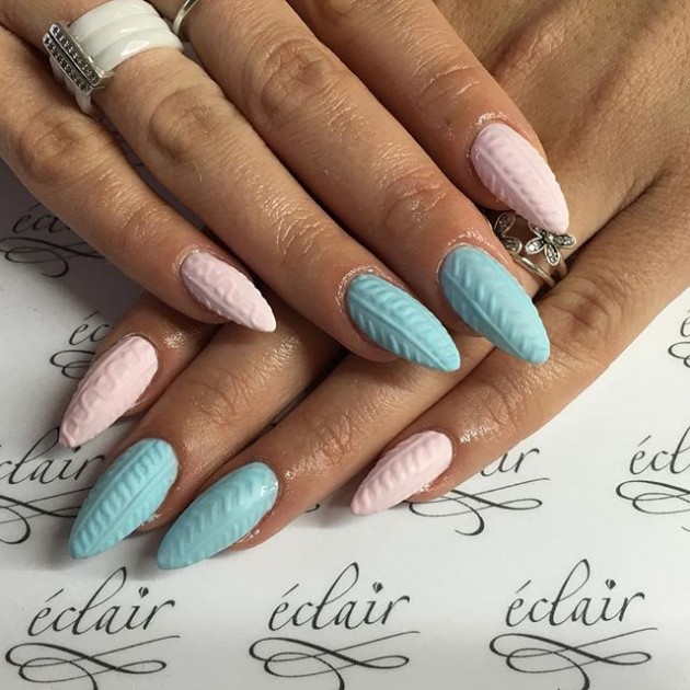 Cable Knit Nails Are The Coziest Nail Trend This Season