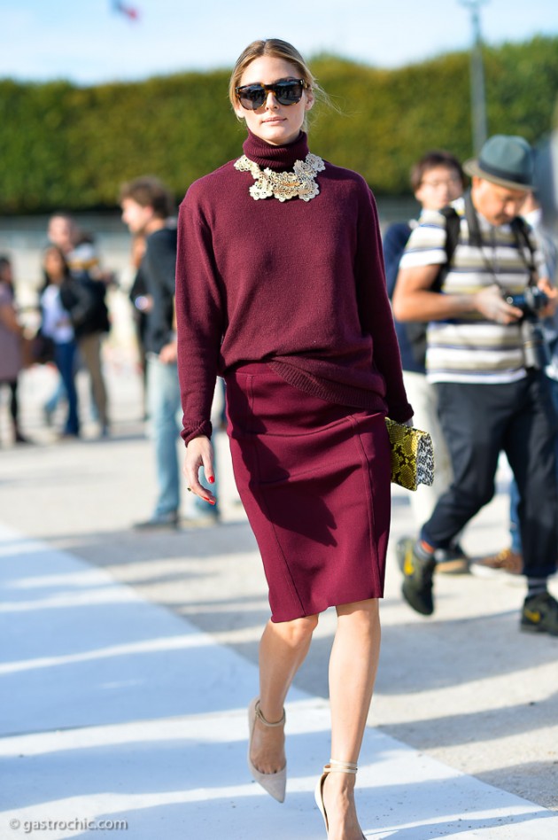 16 Ways Of How To Wear A Statement Necklace With Sweater