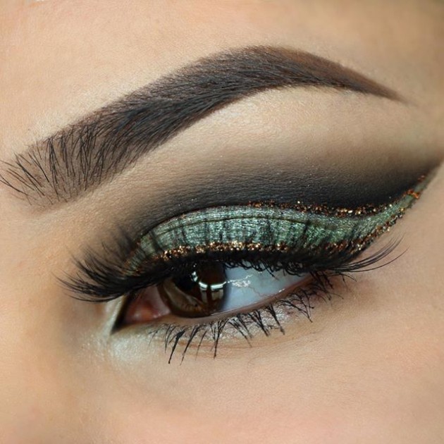 Green Smokey Eye Ideas + Tutorials To Make Your Holiday Makeup Look More Festive