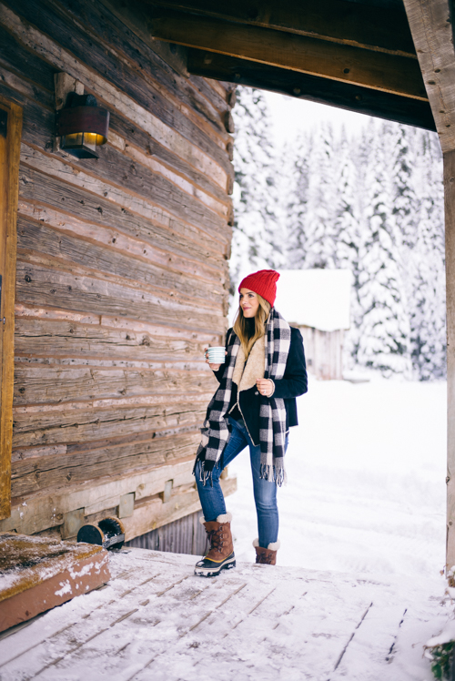 How To Dress For A Ski Trip