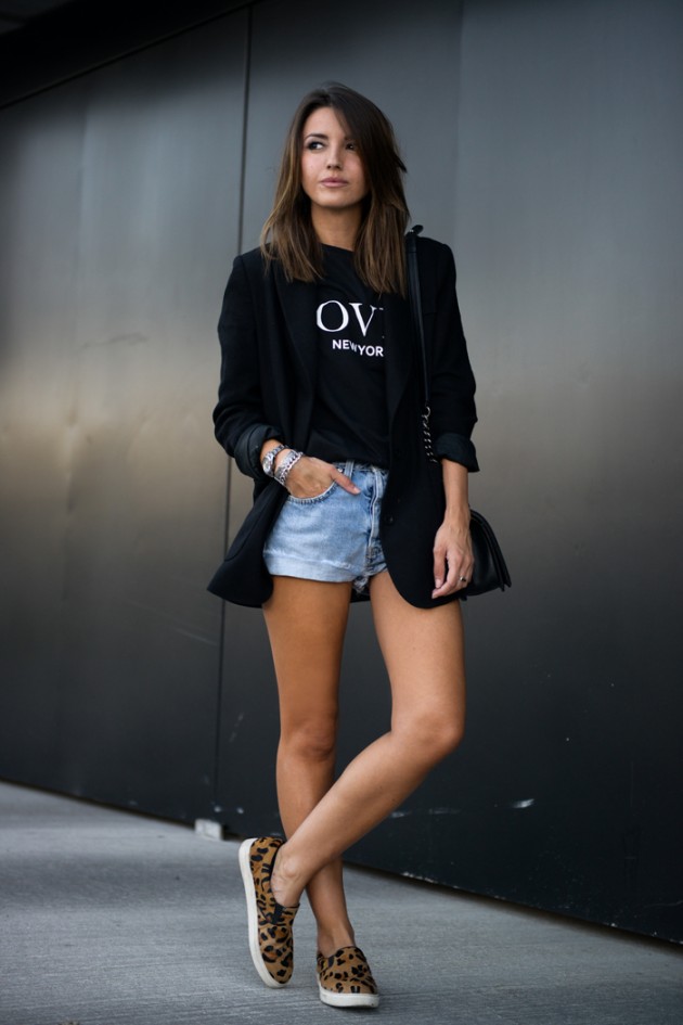 19 Chic And Comfy Looks With Slip On Sneakers