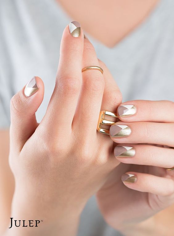 Beautiful Metallic Nail Designs You Can Try To Copy