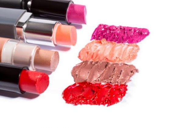 7 BEST LIPSTICK SHADES YOU MUST TRY IN THIS SUMMER